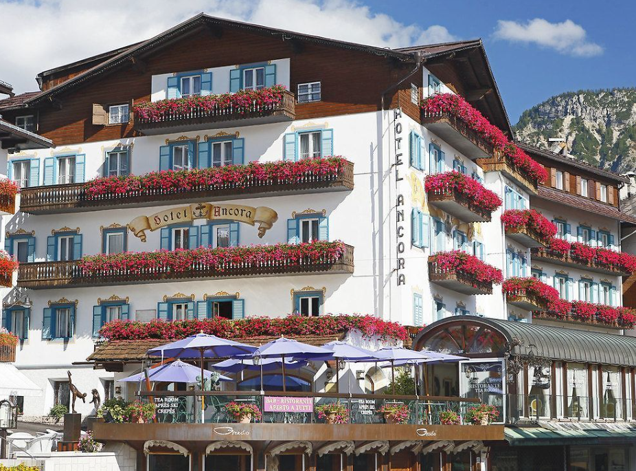 Hotel Ancora 科尔蒂纳丹佩佐 外观 照片